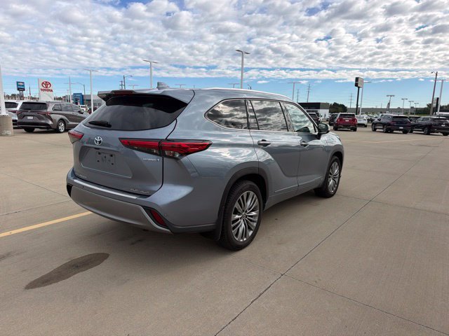 Used 2020 Toyota Highlander Platinum AWD/4WD image 7