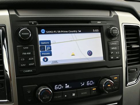 Used 2016 Nissan Titan SL RWD image 15