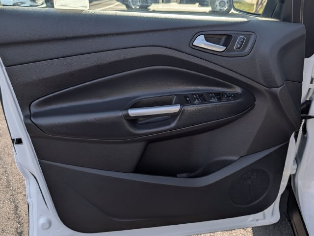 Used 2019 Ford Escape SE AWD/4WD image 16