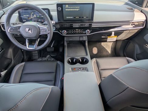 New 2026 Honda Prologue Touring image 8