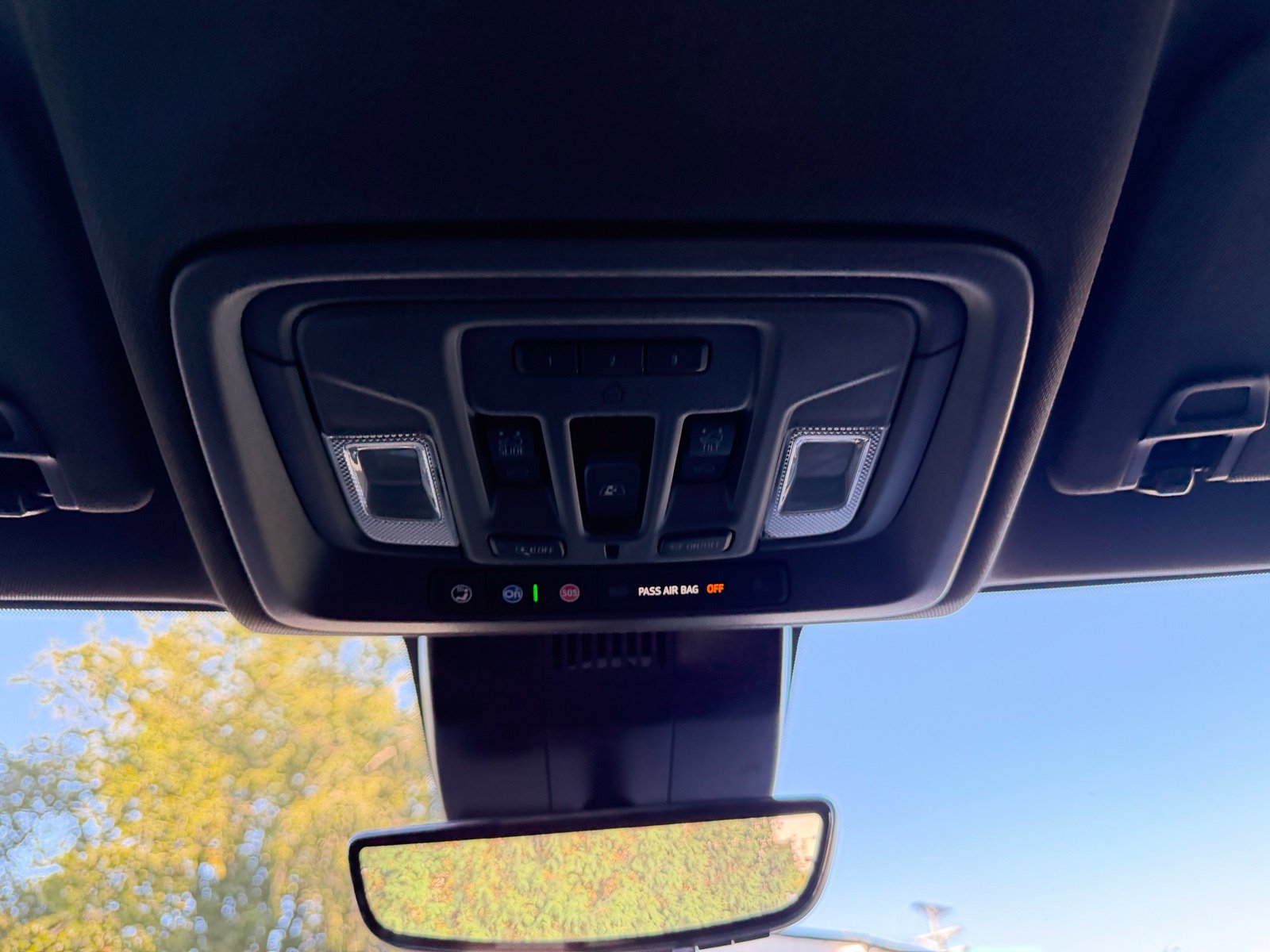Used 2025 GMC Sierra 1500 Denali AWD/4WD image 21