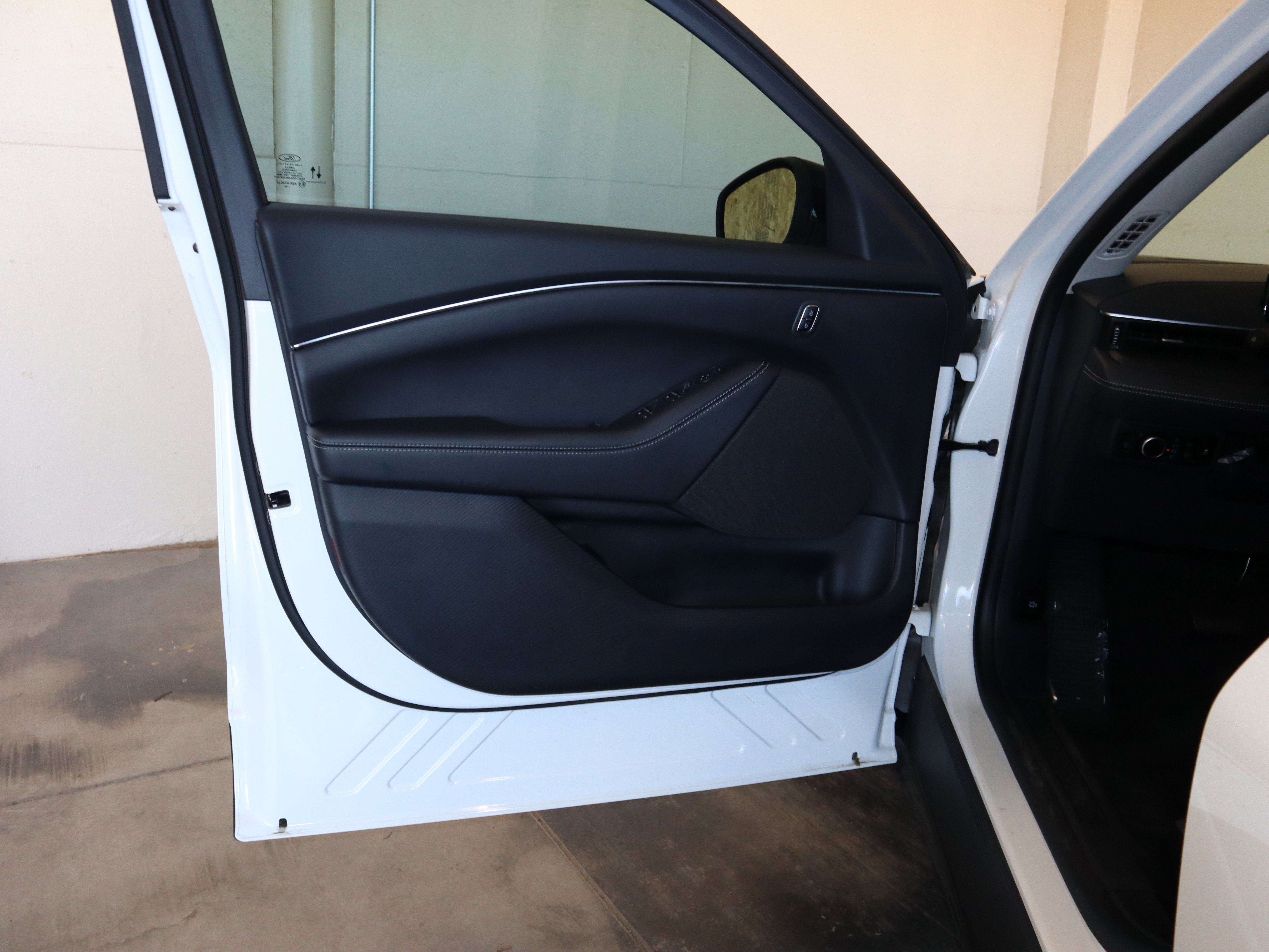 Certified 2026 Ford Mustang Mach-E Select w/ Technology Package RWD image 30