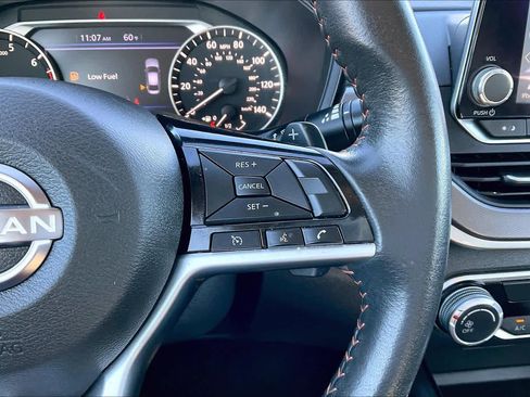 Used 2024 Nissan Altima 2.5 SR image 23