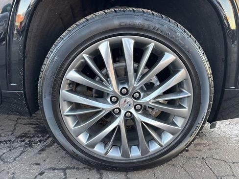 Used 2025 Buick Enclave Avenir w/ Super Cruise Package image 32