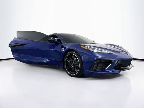 Used 2025 Chevrolet Corvette Stingray Preferred Cpe w/ 2LT RWD image 37