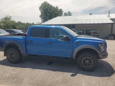 Used 2018 Ford F150 Raptor w/ Equipment Group 801A Mid AWD/4WD image 6