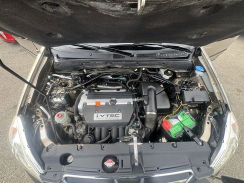 Used 2006 Honda CR-V LX image 14