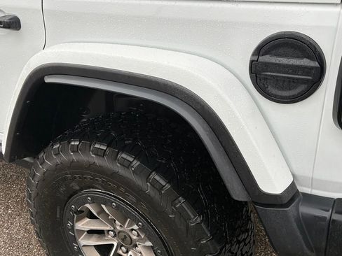 Used 2024 Jeep Wrangler Unlimited Rubicon 392 image 16