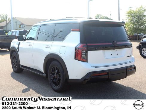 New 2025 Nissan Armada PRO-4X AWD/4WD image 5