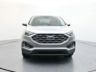 Used 2024 Ford Edge Titanium video 2