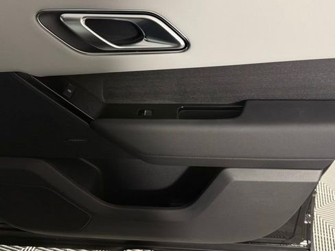 Certified 2026 Land Rover Range Rover Velar S image 32