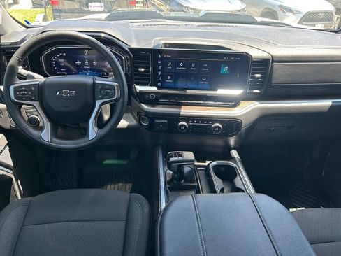 Used 2026 Chevrolet Silverado 1500 LT Trail Boss AWD/4WD image 18
