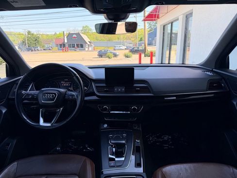 Used 2019 Audi Q5 2.0T Premium AWD/4WD image 18
