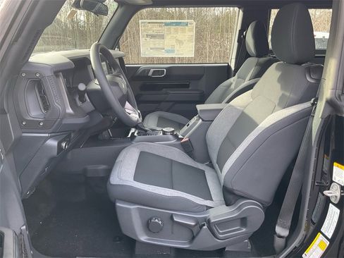 New 2025 Ford Bronco 2-Door image 14