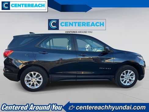 Used 2020 Chevrolet Equinox LS AWD/4WD image 3