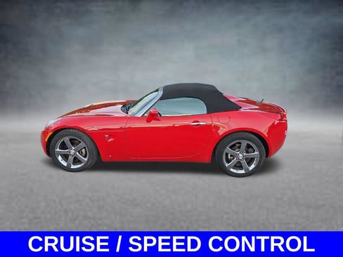 Used 2008 Pontiac Solstice Convertible w/ Premium Package RWD image 8