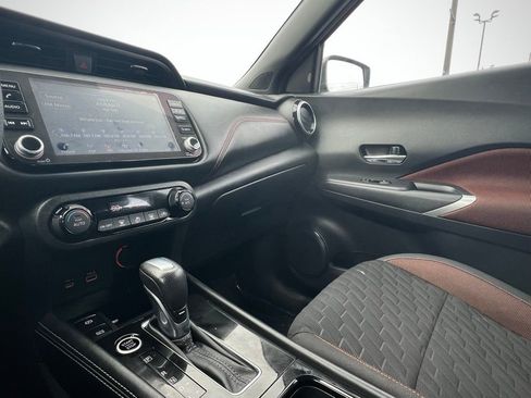 Used 2021 Nissan Kicks SR image 37