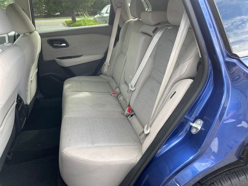 Used 2021 Nissan Rogue SV AWD/4WD image 17