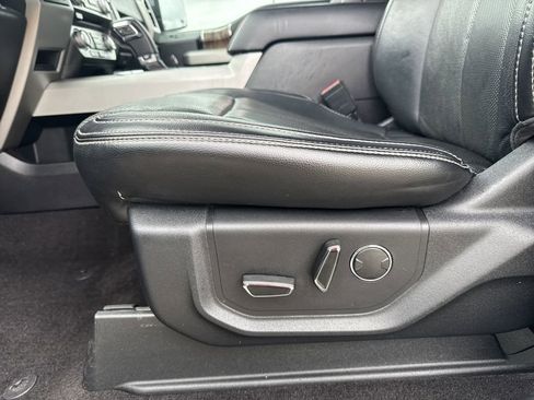 Used 2018 Ford F150 Lariat w/ Equipment Group 502A Luxury RWD image 14