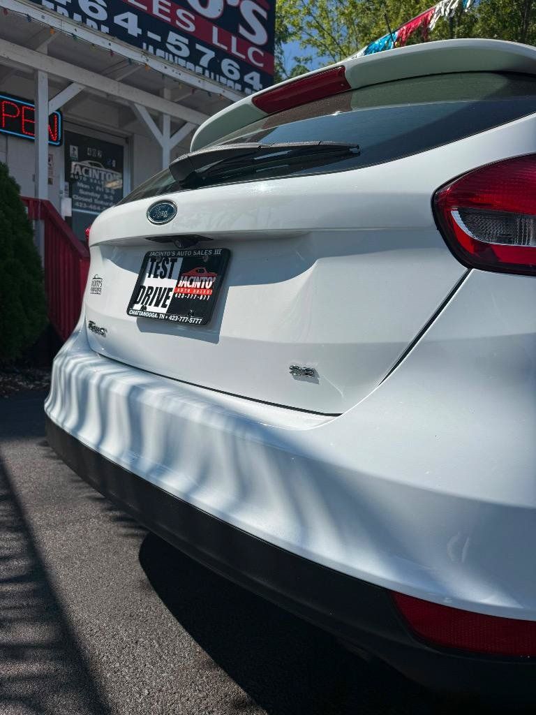 Used 2017 Ford Focus SE FWD image 13