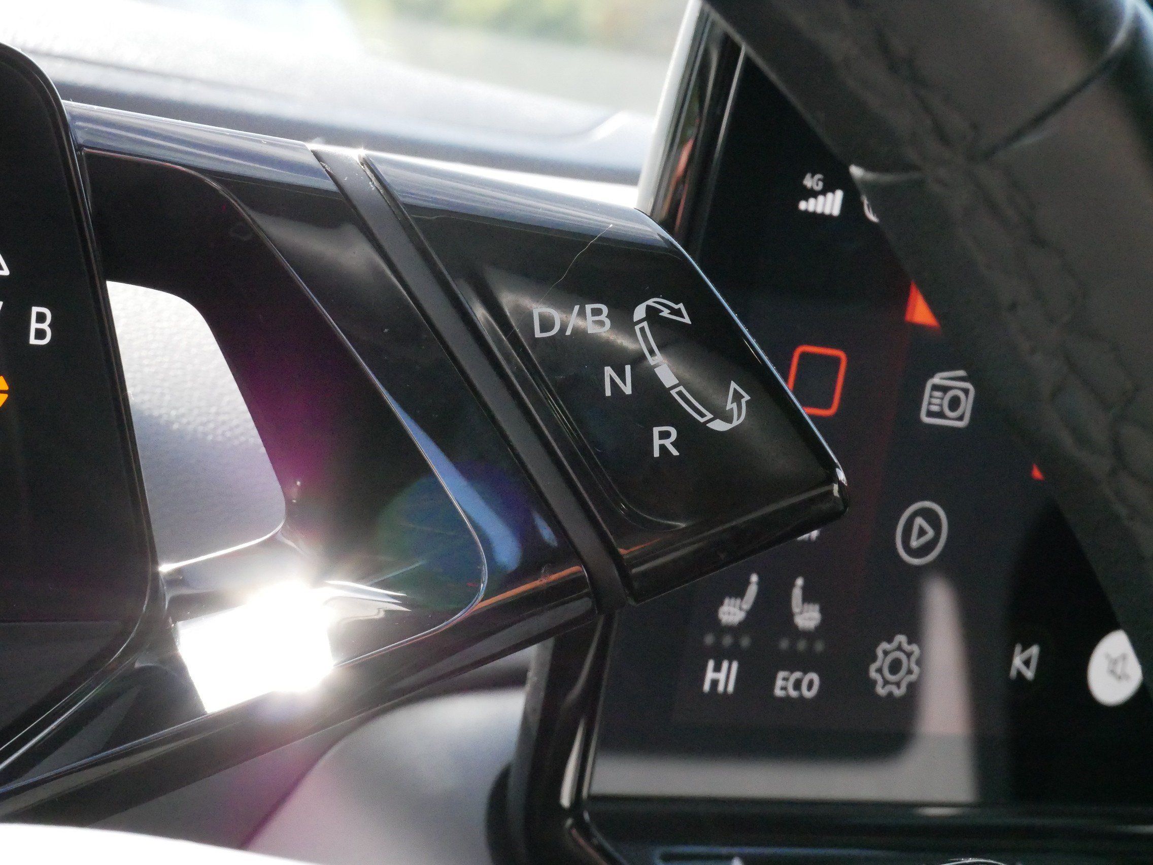 Certified 2023 Volkswagen ID.4 Pro RWD image 24