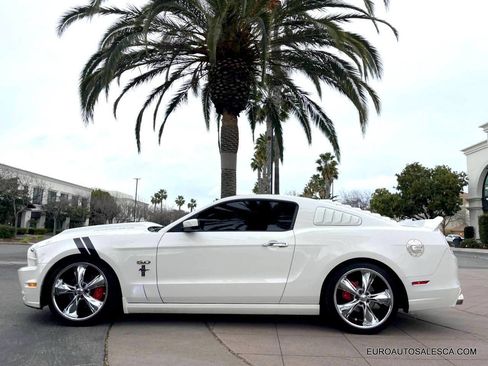 Used 2013 Ford Mustang GT Premium w/ Security Pkg image 8