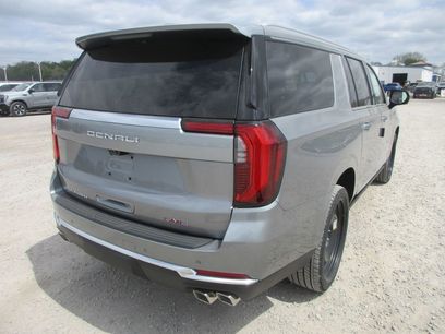 New 2026 GMC Yukon XL Denali