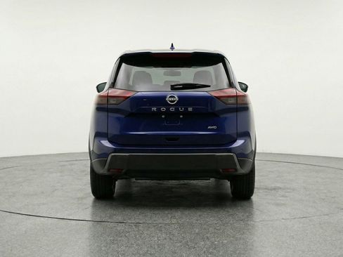 Used 2025 Nissan Rogue SV image 7