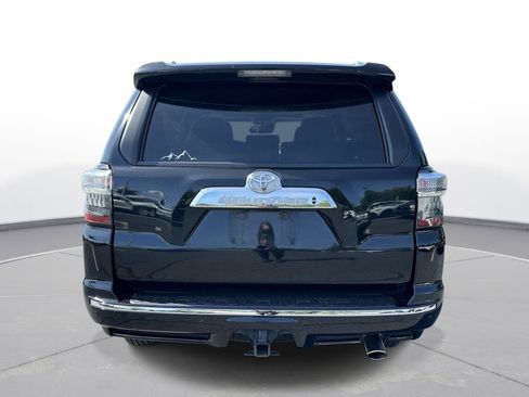 Used 2022 Toyota 4Runner Limited AWD/4WD image 7