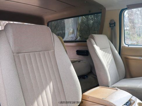 Used 1990 Ford Bronco Custom image 38