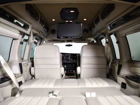 Used 2013 GMC Savana 1500 AWD image 20