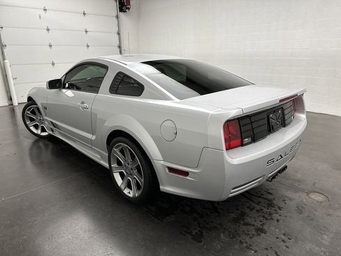 Used 2006 Ford Mustang GT image 5