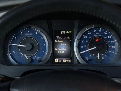 Used 2019 Toyota Sienna XLE w/ XLE Navigation Package FWD image 35