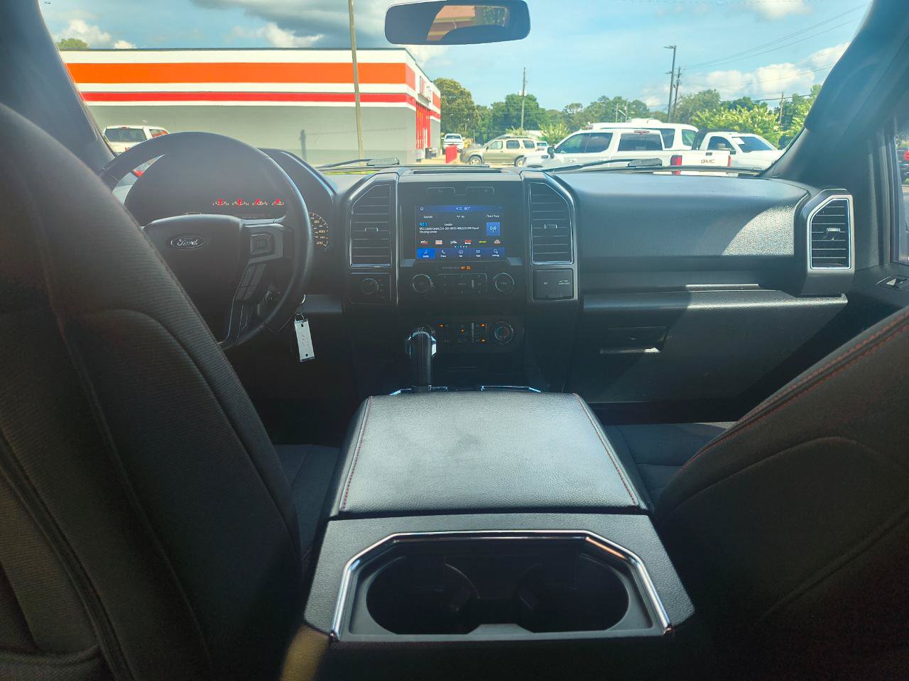 Used 2019 Ford F150 XLT w/ Equipment Group 302A Luxury AWD/4WD image 15
