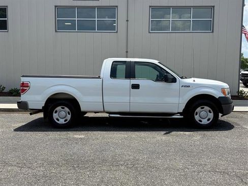 Used 2009 Ford F150 XL RWD image 2