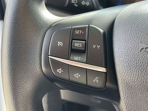 Certified 2025 Ford Escape Active image 9