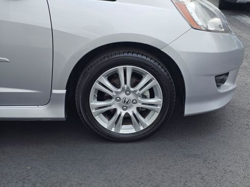 Used 2011 Honda Fit Sport image 9