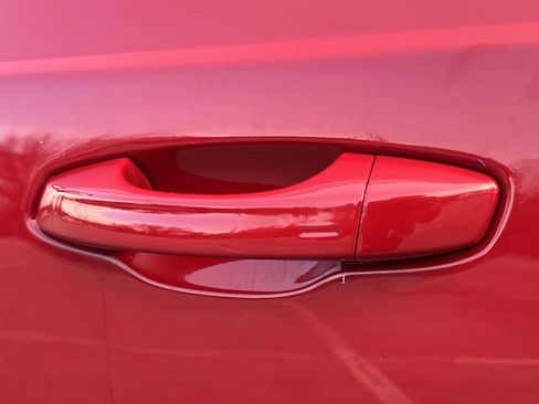 Used 2024 Audi Q3 2.0T Premium image 39