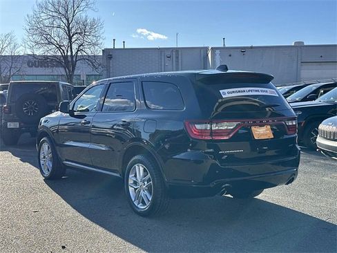Certified 2023 Dodge Durango GT image 4