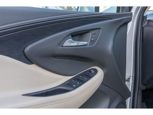 Used 2017 Buick Envision Preferred image 19