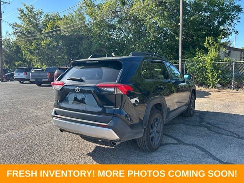 Used 2022 Toyota RAV4 Adventure AWD/4WD image 3