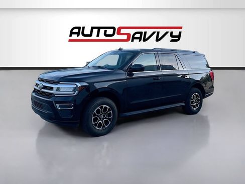 Used 2024 Ford Expedition Max XLT AWD/4WD image 3