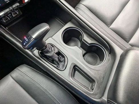 Certified 2022 Dodge Durango GT image 16