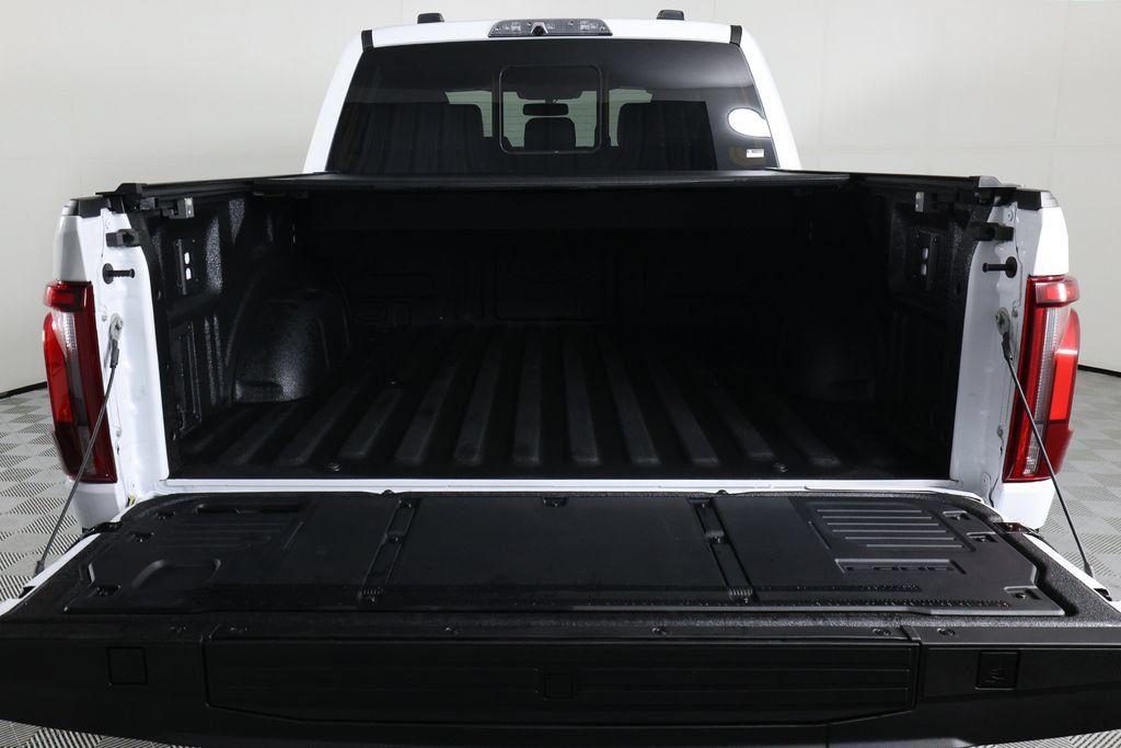Used 2026 Ford F150 Raptor w/ Equipment Group 803A Raptor R AWD/4WD image 8