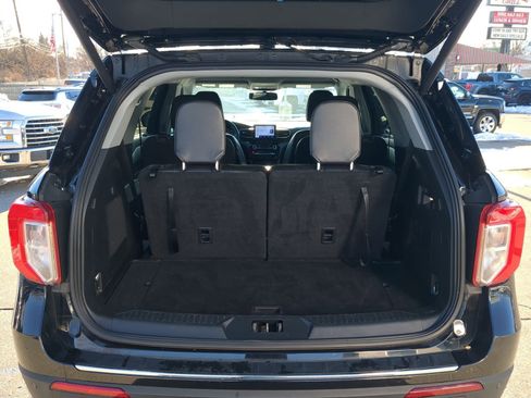 Used 2024 Ford Explorer Limited image 36