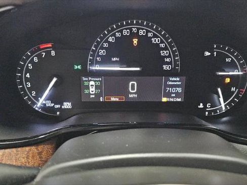 Used 2019 Cadillac CTS Luxury RWD image 16