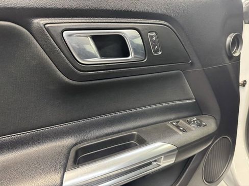 Used 2018 Ford Mustang GT w/ Black Accent Package image 12