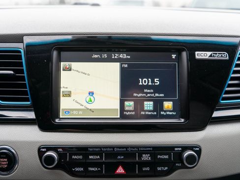 Used 2017 Kia Niro Touring image 22