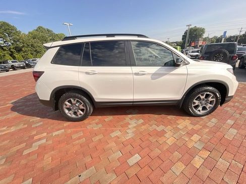 Certified 2023 Honda Passport TrailSport image 36
