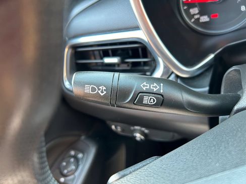 Used 2022 Chevrolet Equinox LT FWD image 30